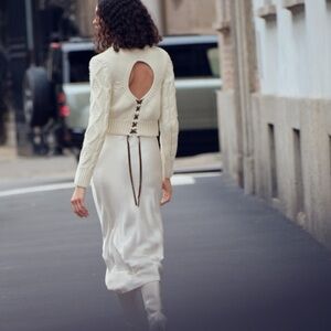 NWT ZARA OPEN BACK CABLE KNIT SWEATER SIZE L